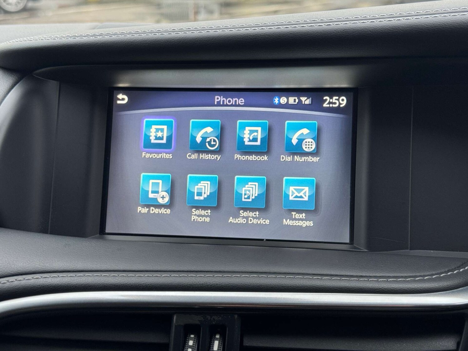 Used Infiniti Q30 2017 for sale - 76350457: Photo 45