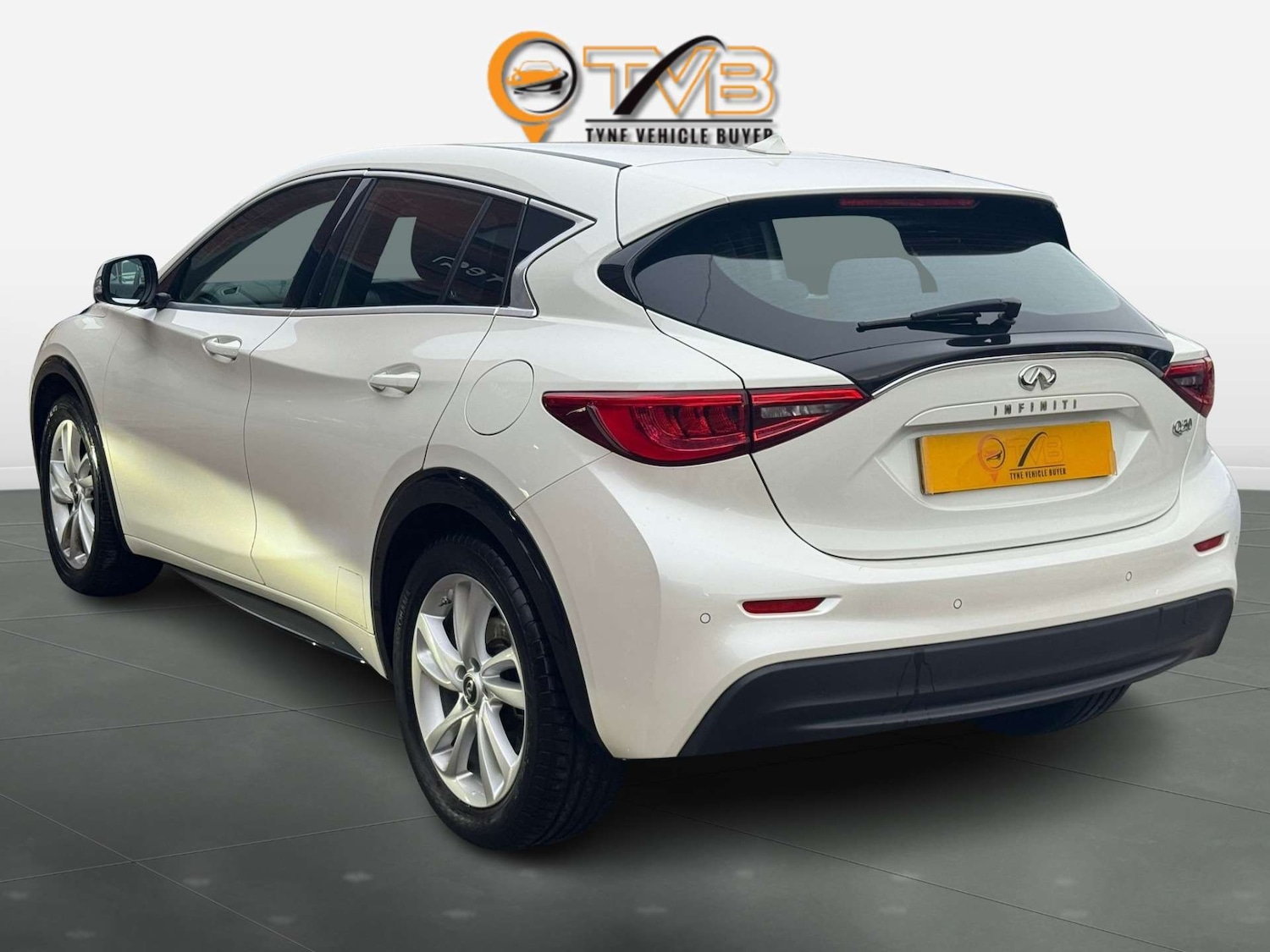 Used Infiniti Q30 2017 for sale - 76350457: Photo 7