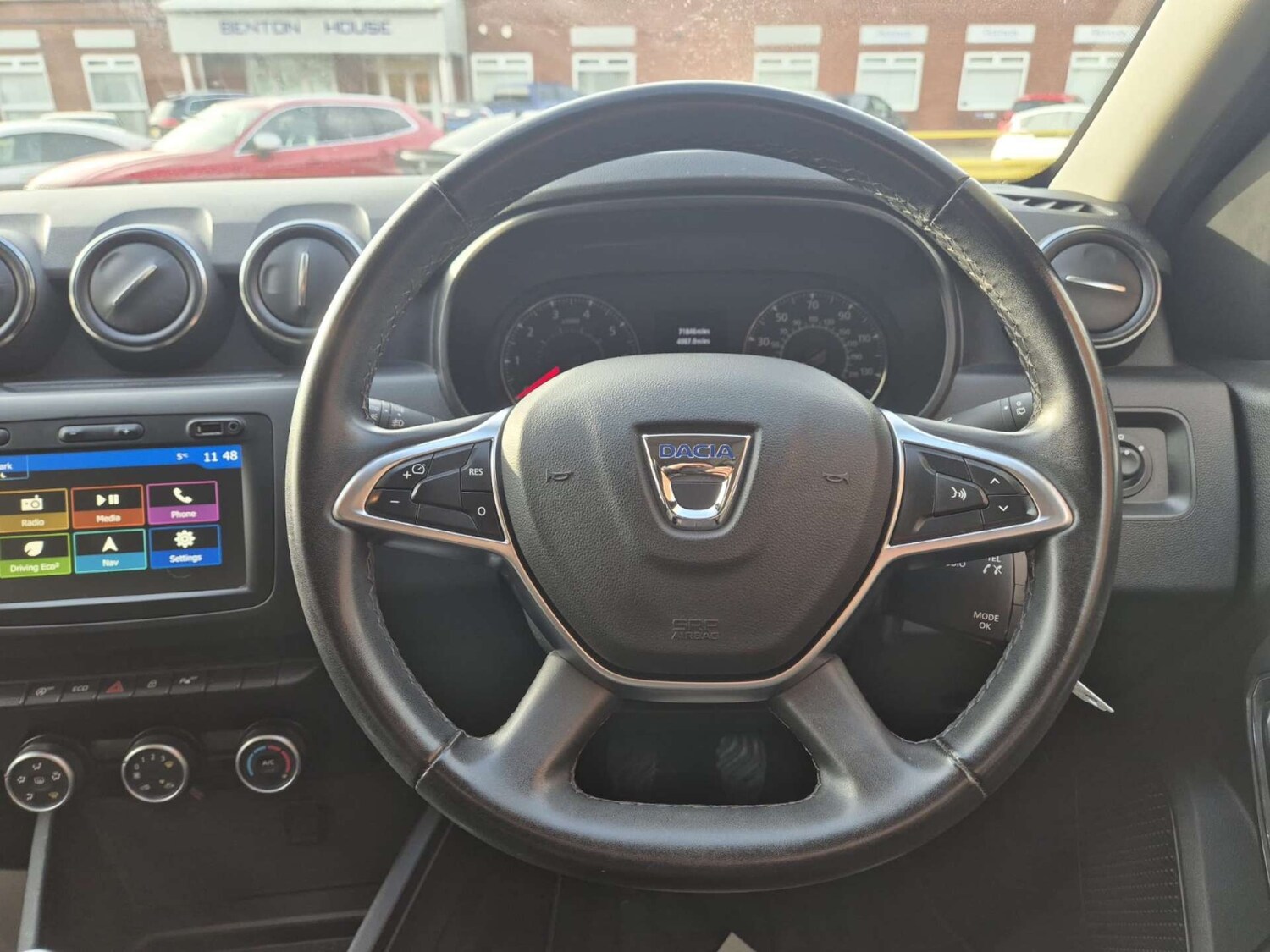 Used Dacia Duster 2018 for sale - 76539486: Photo 30