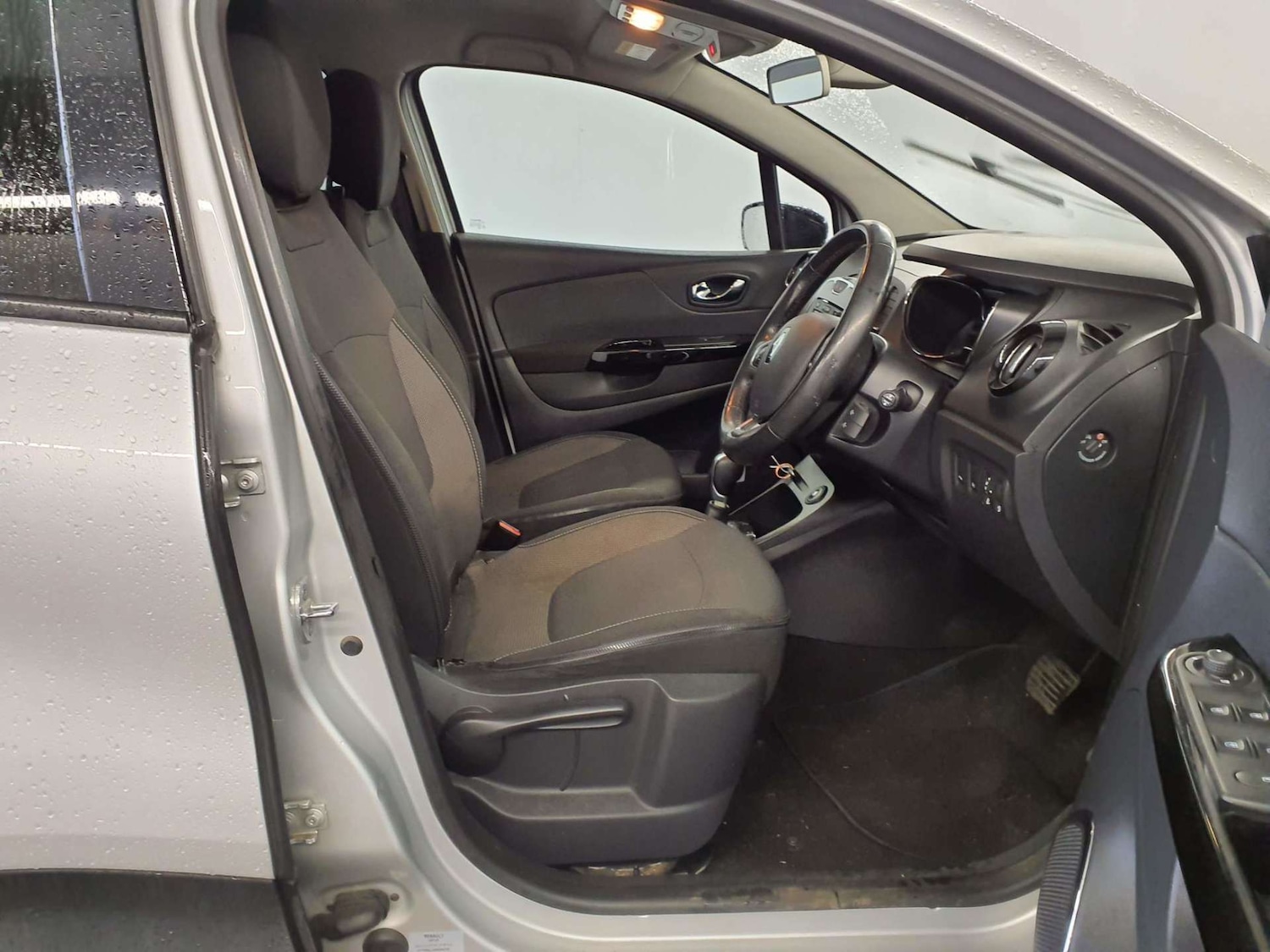 Used Renault Captur 2016 for sale - 76563173: Photo 7