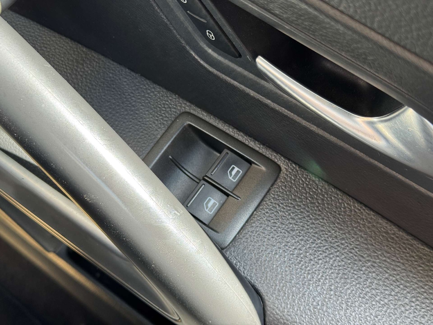 Used Volkswagen Scirocco 2012 for sale - 76602105: Photo 36