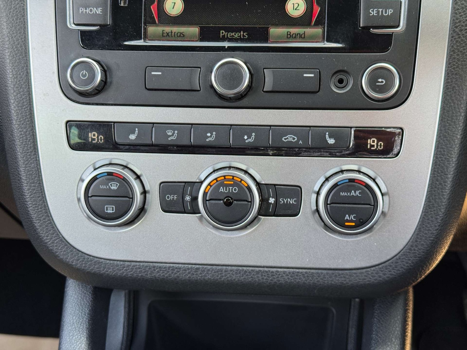 Used Volkswagen Scirocco 2012 for sale - 76602105: Photo 39