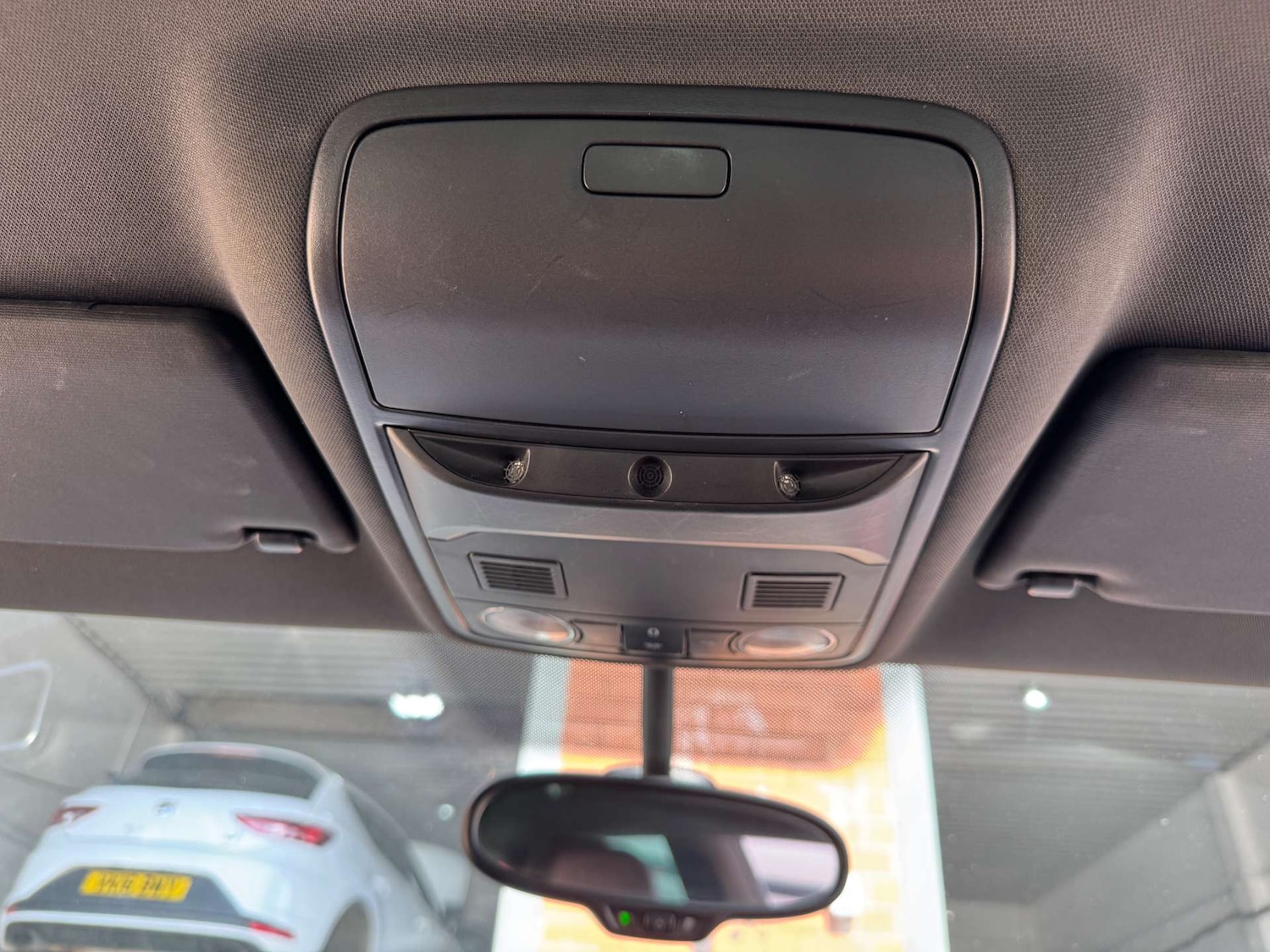 Used Volkswagen Scirocco 2012 for sale - 76602105: Photo 47