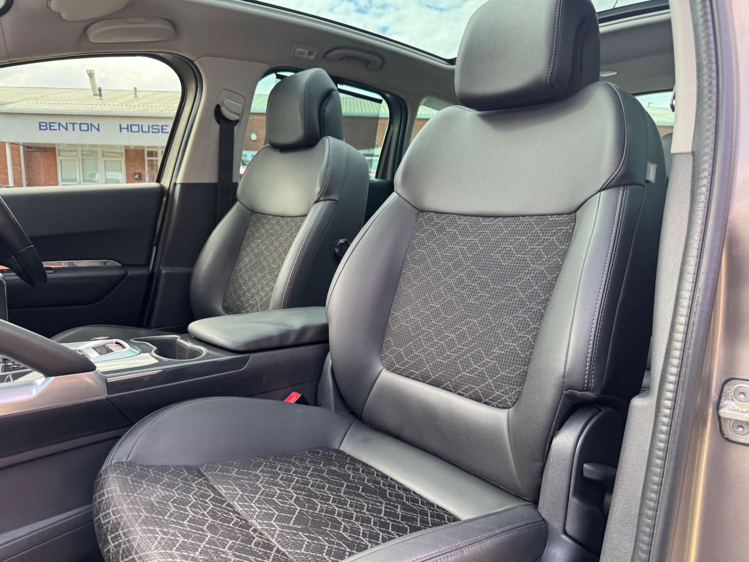 Used Peugeot 3008 2015 for sale - 76520324: Photo 20