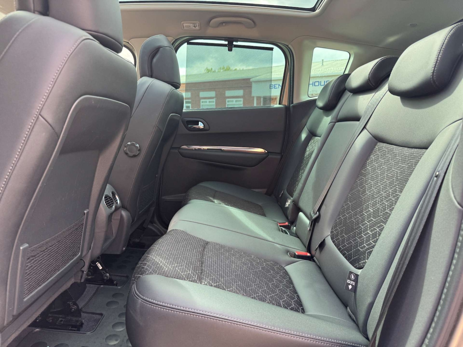 Used Peugeot 3008 2015 for sale - 76520324: Photo 25