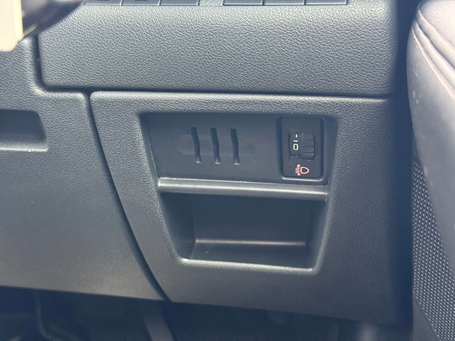 Used Peugeot 3008 2015 for sale - 76520324: Photo 36