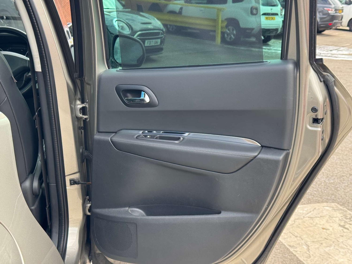 Used Peugeot 3008 2015 for sale - 76520324: Photo 53