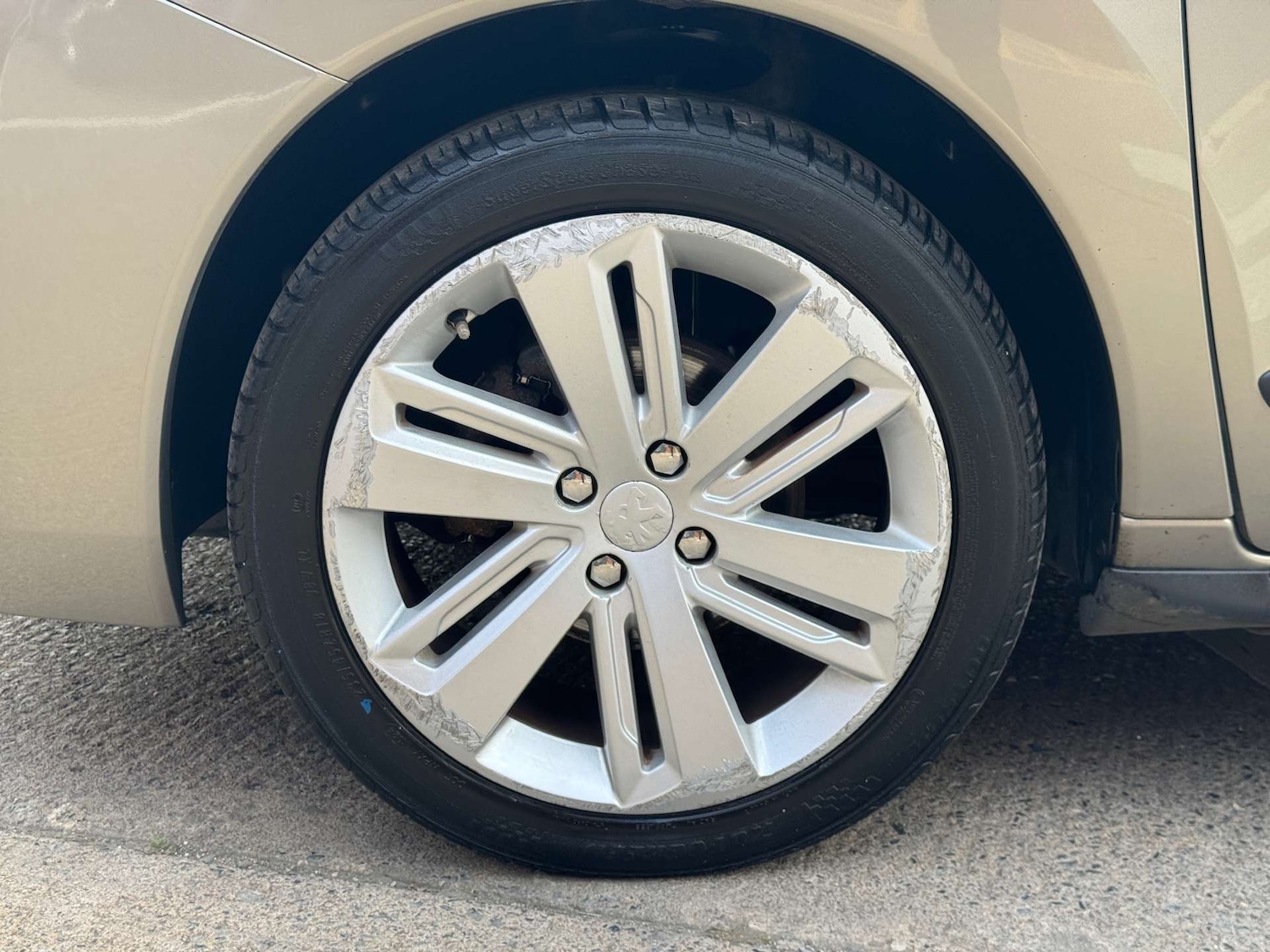 Used Peugeot 3008 2015 for sale - 76520324: Photo 54