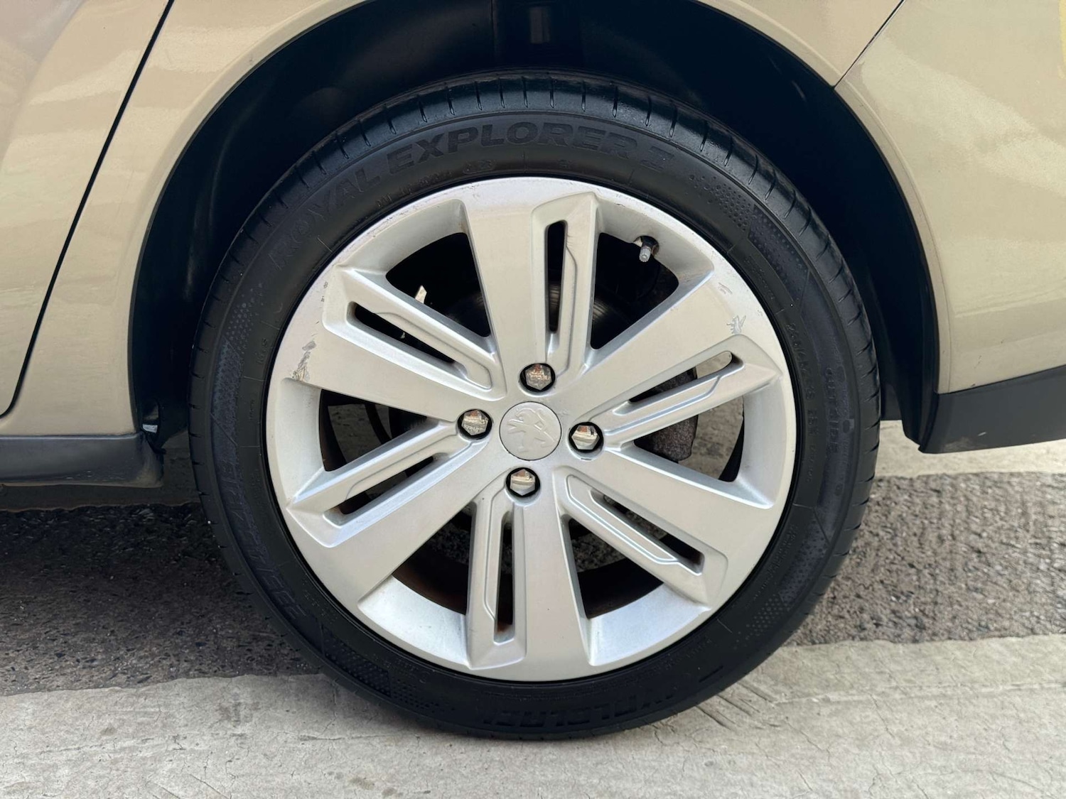 Used Peugeot 3008 2015 for sale - 76520324: Photo 55