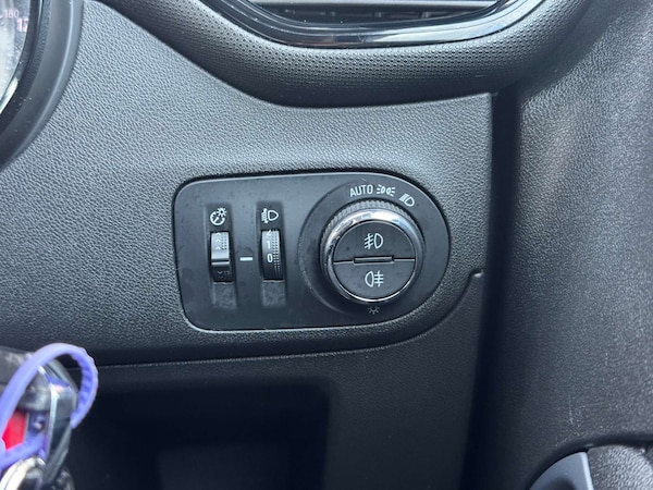 Used Vauxhall Crossland X 2018 for sale - 76237441: Photo 35