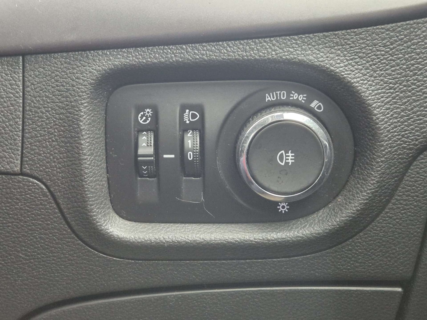 Used Vauxhall Astra 2016 for sale - 76458550: Photo 32