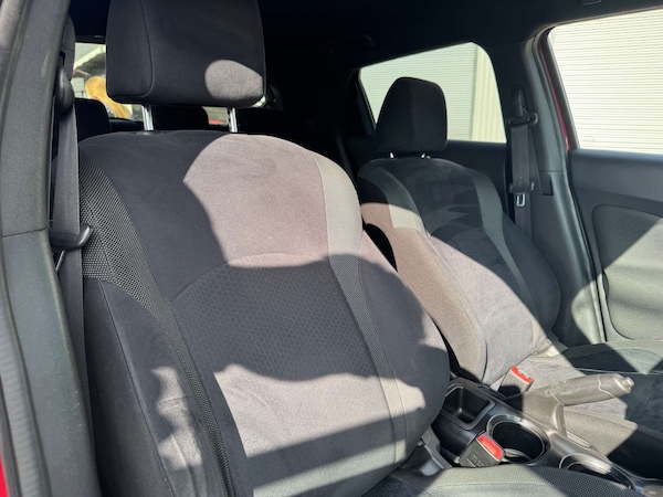 Used Nissan Juke 2015 for sale - 76101665: Photo 17