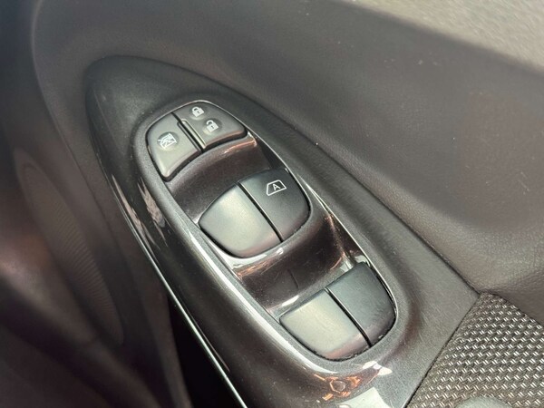 Used Nissan Juke 2015 for sale - 76101665: Photo 37