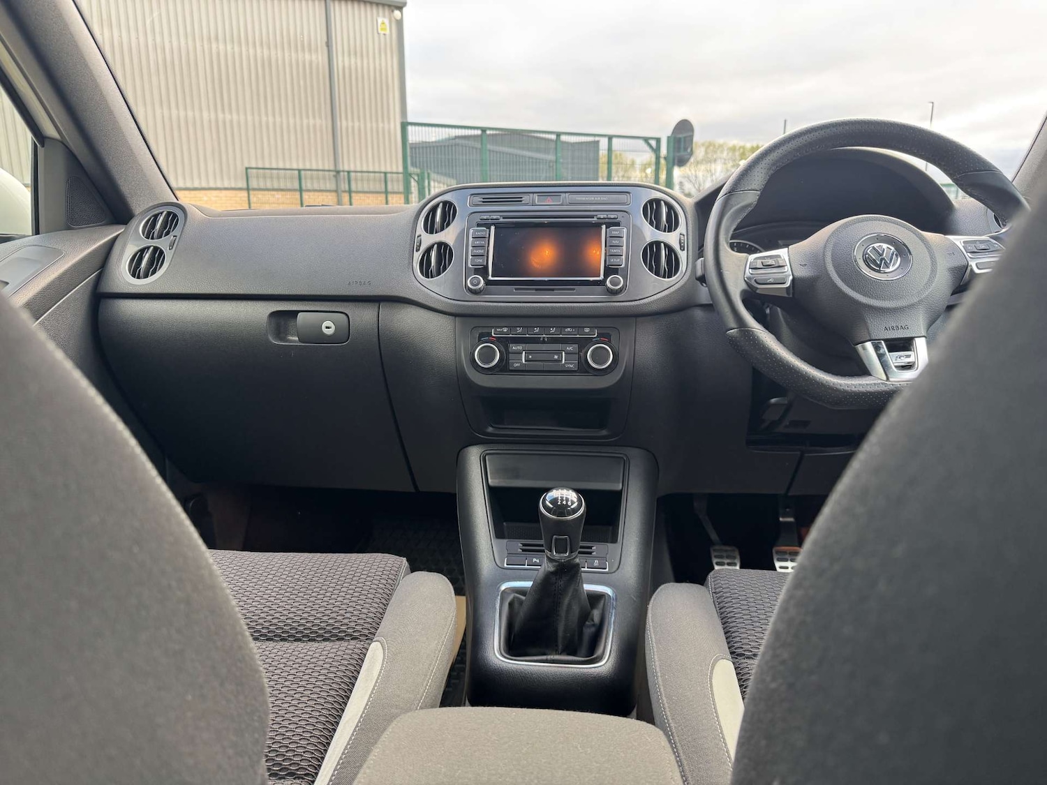 Used Volkswagen Tiguan 2012 for sale - 76241033: Photo 40