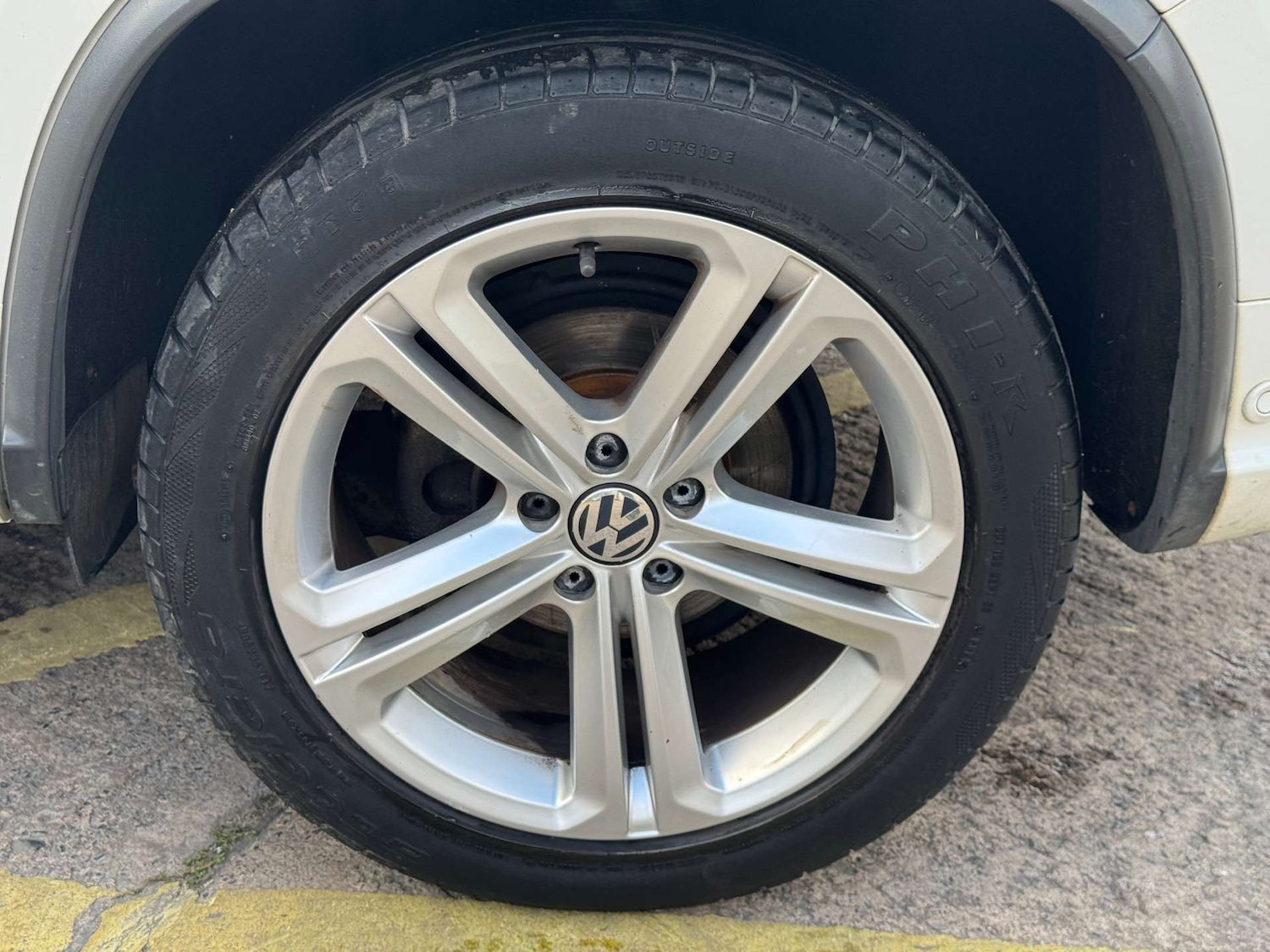 Used Volkswagen Tiguan 2012 for sale - 76241033: Photo 61