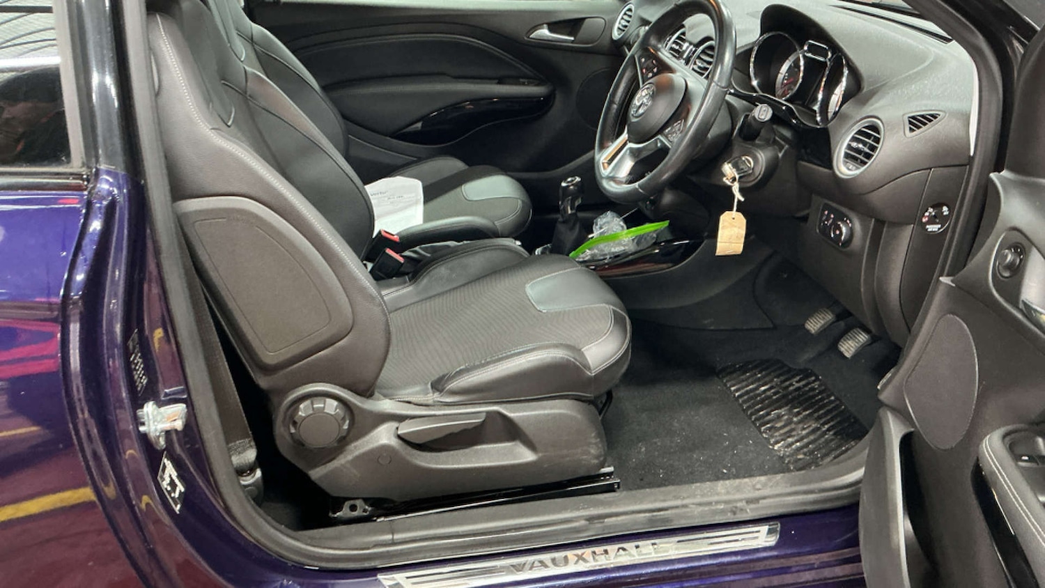 Used Vauxhall ADAM 2016 for sale - 77247853: Photo 10