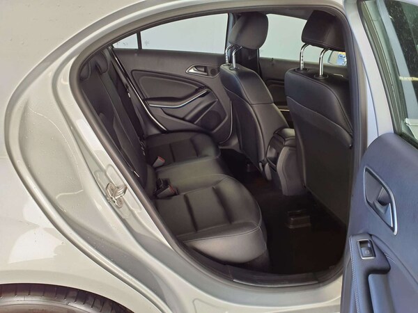 Used Mercedes-Benz A-Class 2015 for sale - 76241031: Photo 8