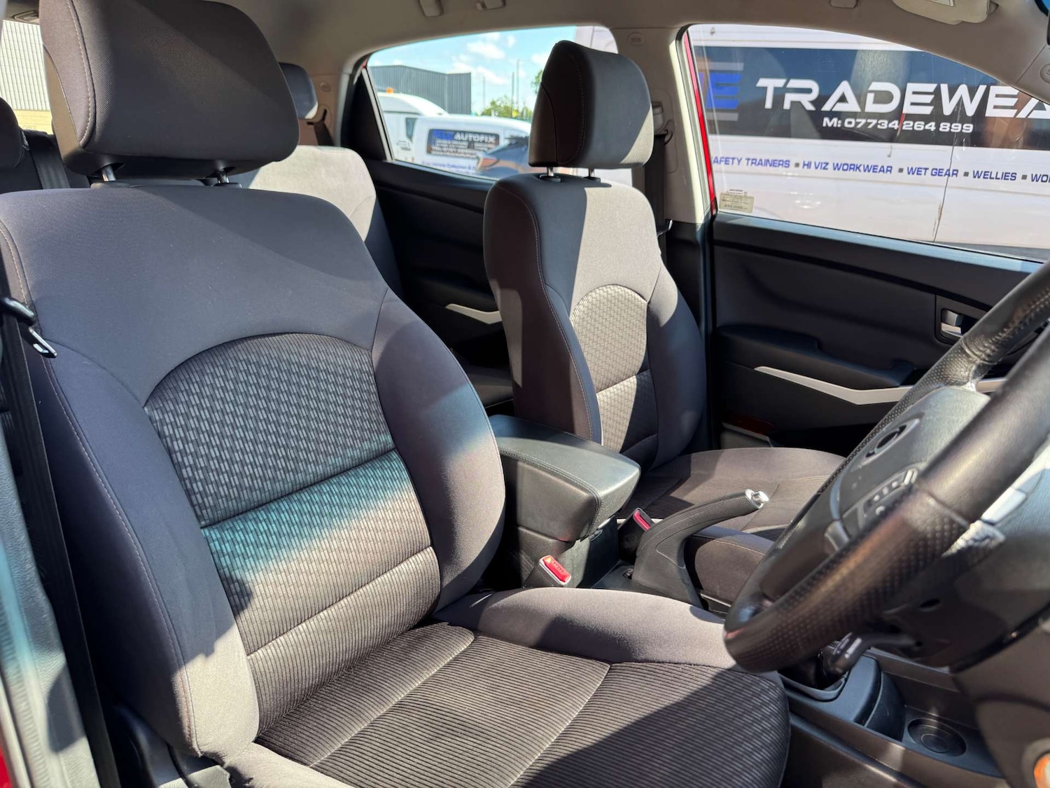 Used Ssangyong Korando 2015 for sale - 76601923: Photo 16