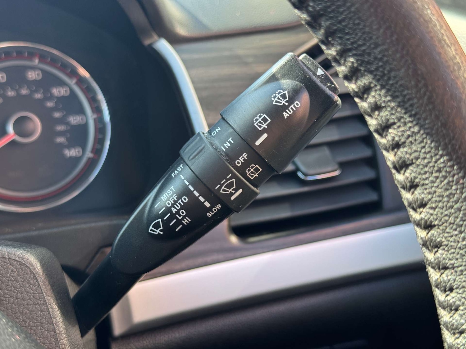 Used Ssangyong Korando 2015 for sale - 76601923: Photo 33