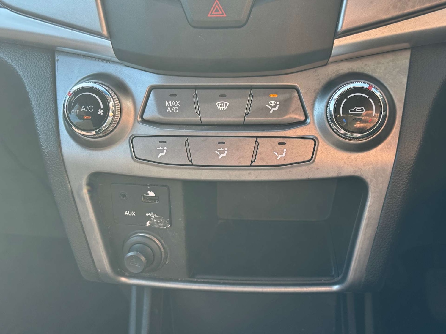 Used Ssangyong Korando 2015 for sale - 76601923: Photo 39