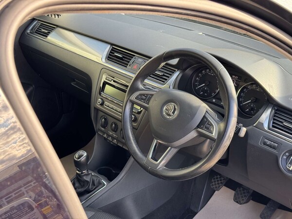 Used Skoda Rapid 2014 for sale - 76101668: Photo 14