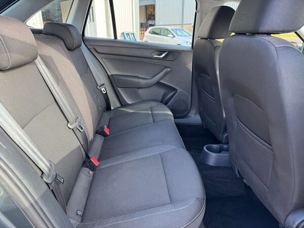 Used Skoda Rapid 2014 for sale - 76101668: Photo 25