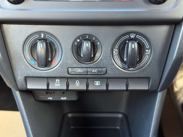 Used Skoda Rapid 2014 for sale - 76101668: Photo 42