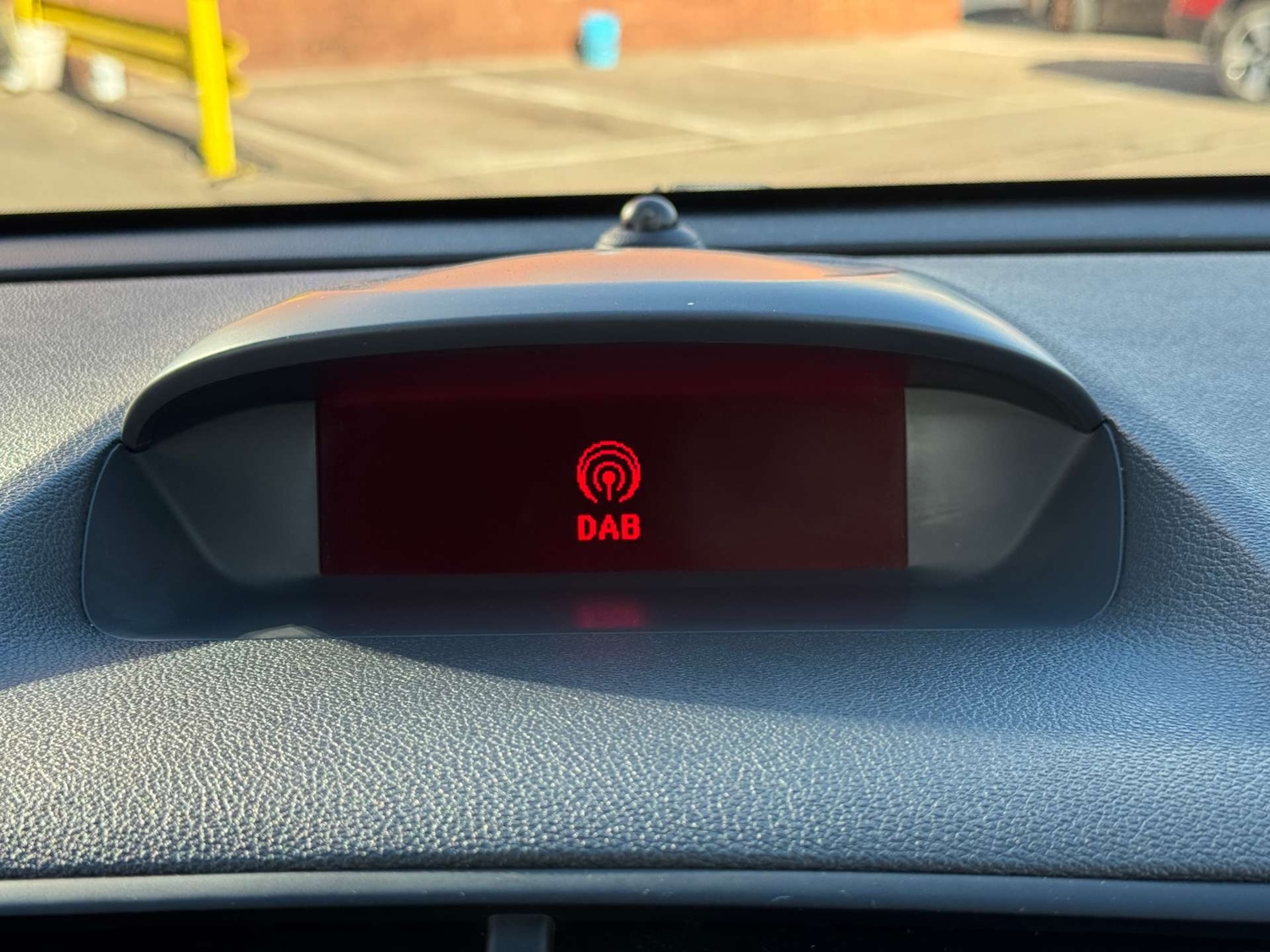 Used Vauxhall Mokka 2015 for sale - 76520333: Photo 44