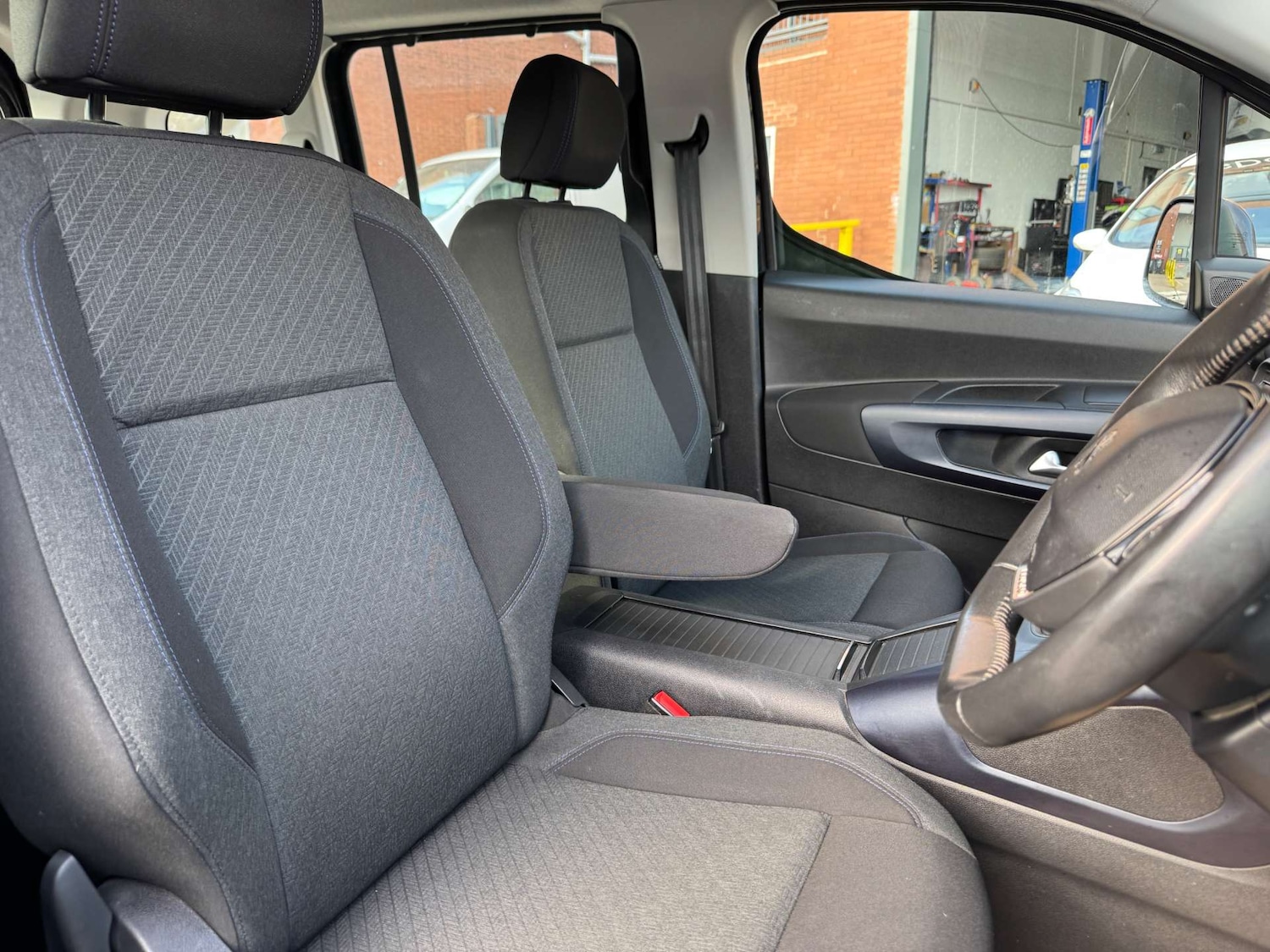 Used Peugeot Rifter 2019 for sale - 76101670: Photo 16