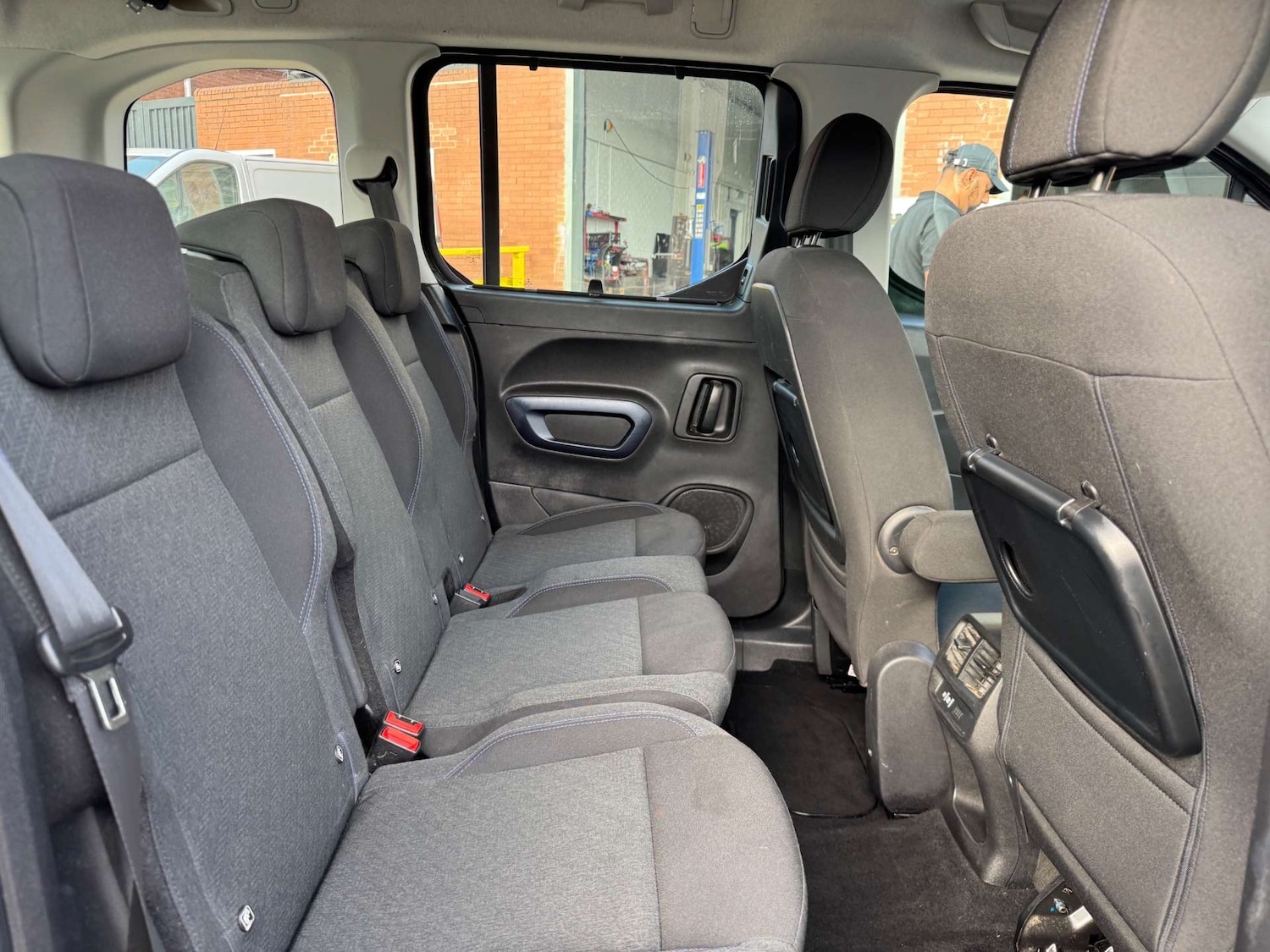 Used Peugeot Rifter 2019 for sale - 76101670: Photo 20