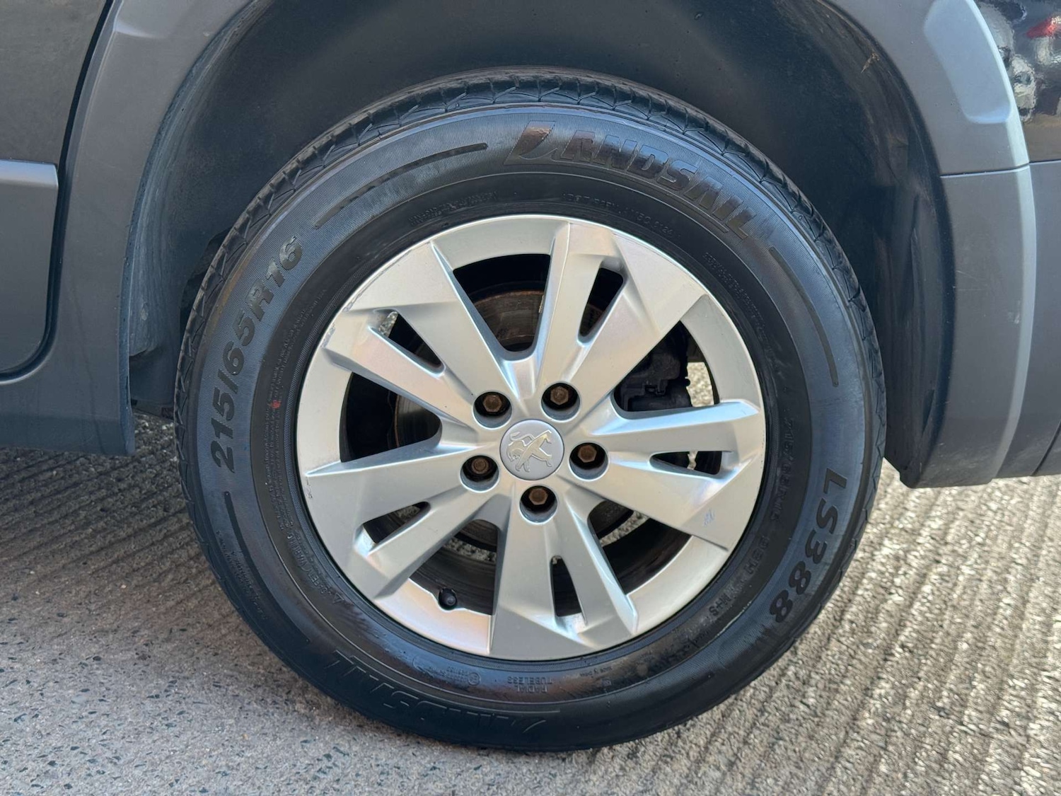 Used Peugeot Rifter 2019 for sale - 76101670: Photo 52