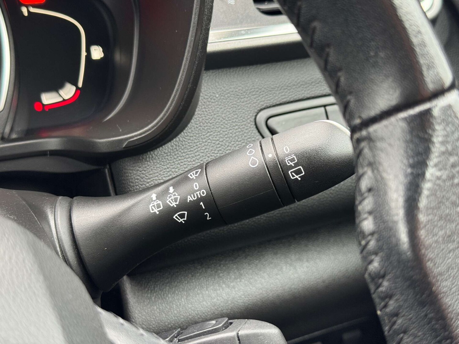 Used Renault Kadjar 2017 for sale - 76101687: Photo 35