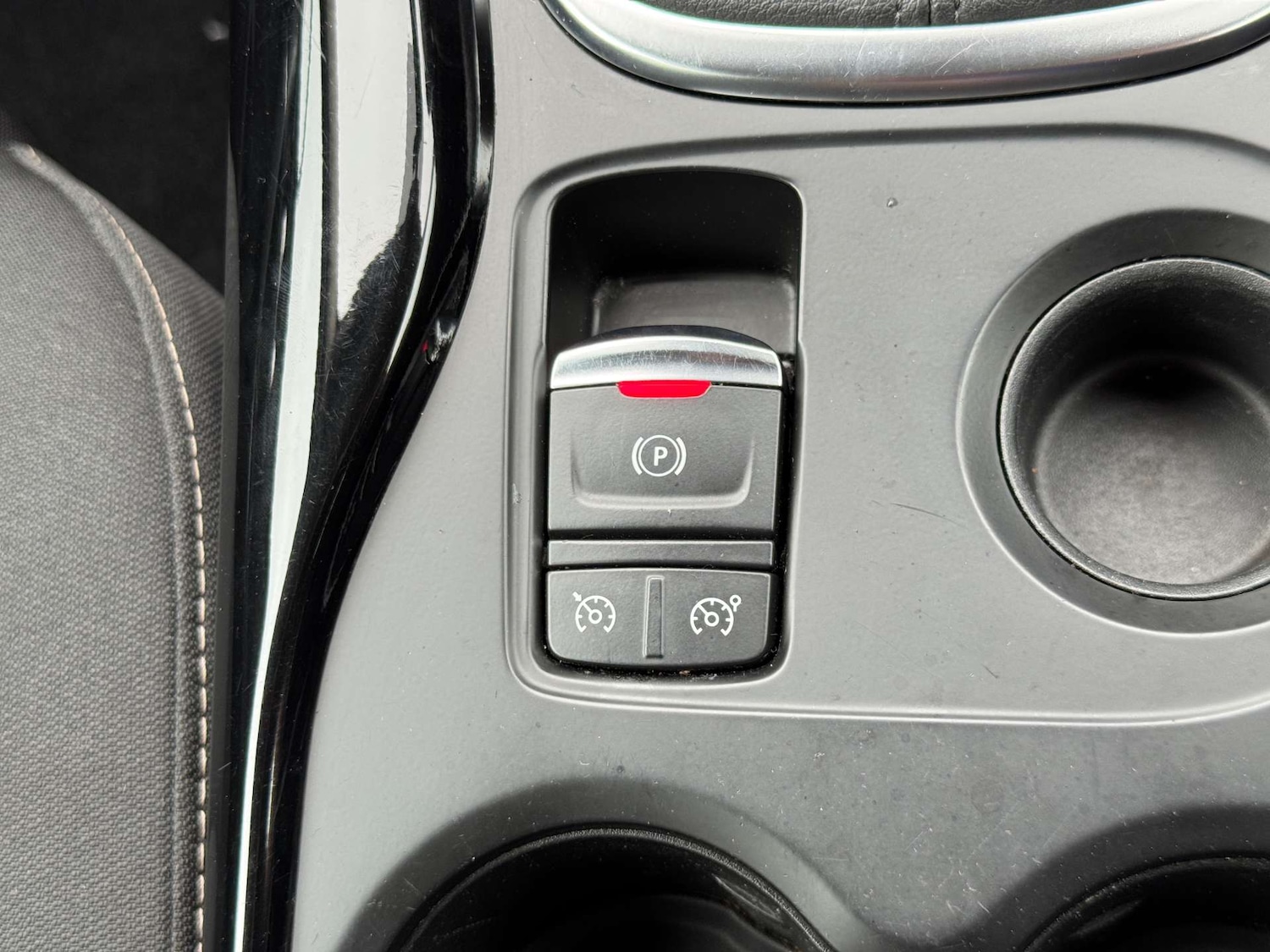 Used Renault Kadjar 2017 for sale - 76101687: Photo 42