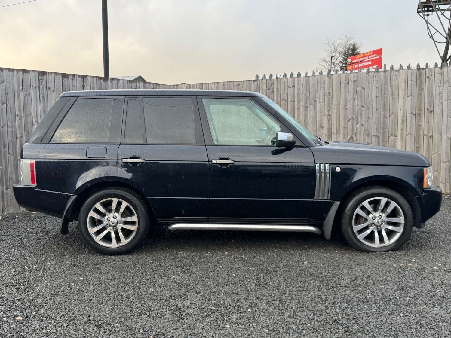Used Land Rover Range Rover 2009 for sale - 76601837: Photo 2
