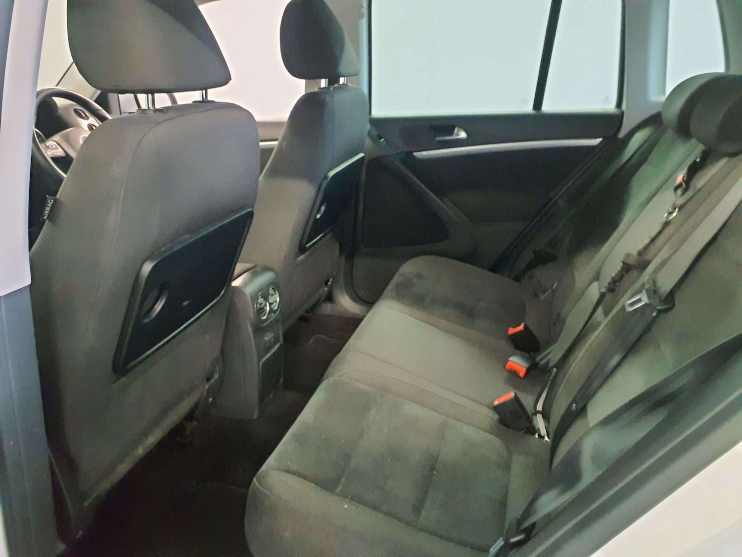 Used Volkswagen Tiguan 2015 for sale - 77157186: Photo 11