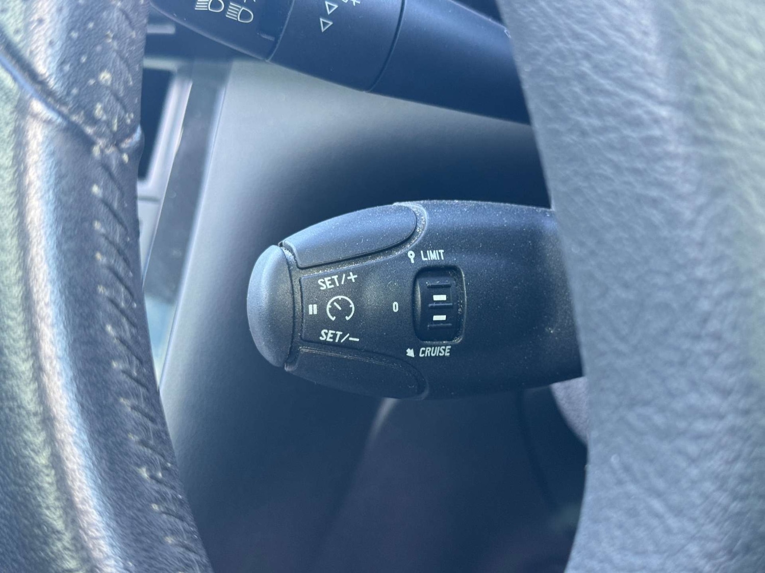 Used Peugeot 3008 2016 for sale - 76101602: Photo 22