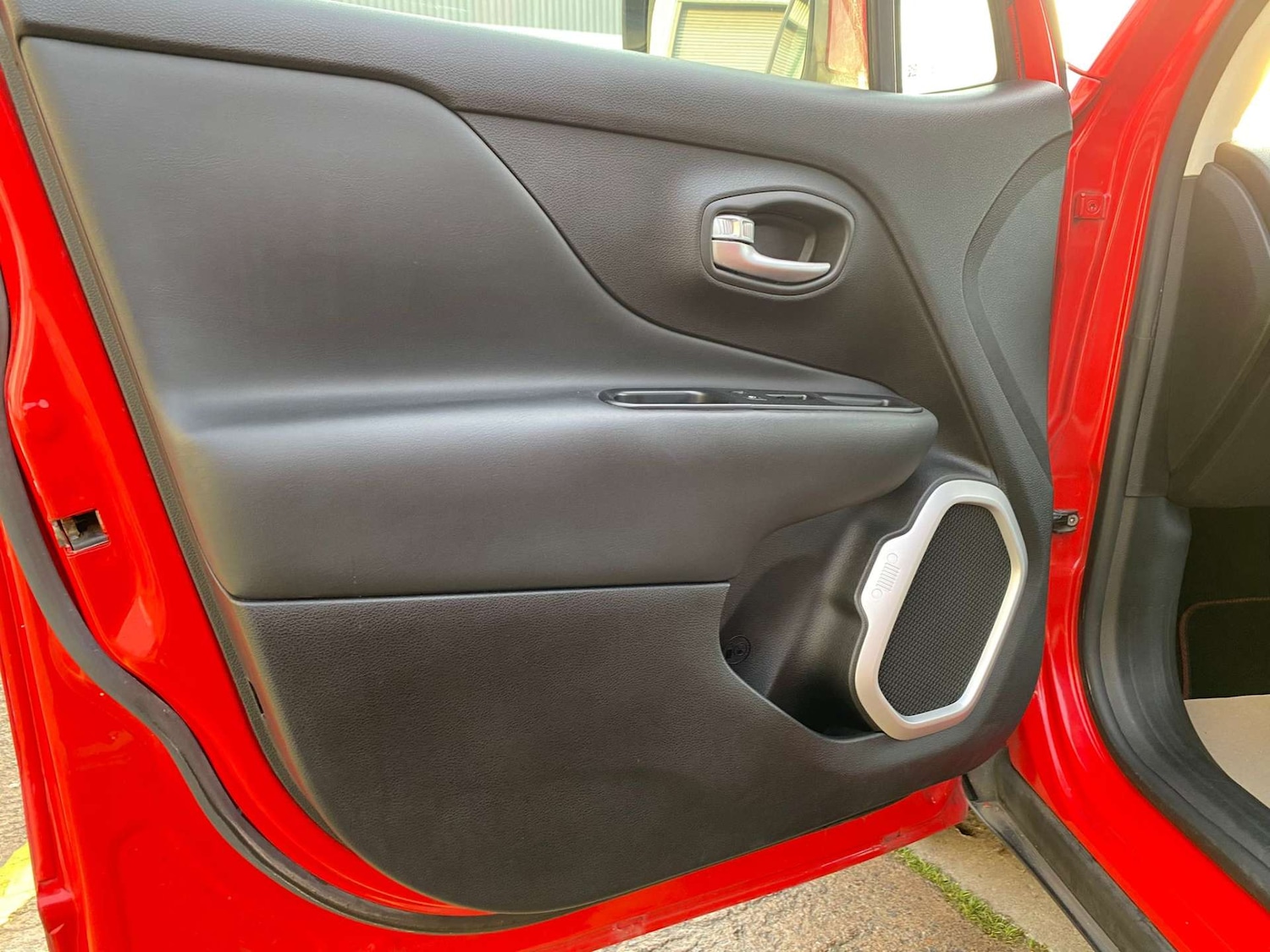 Used Jeep Renegade 2016 for sale - 76866959: Photo 26