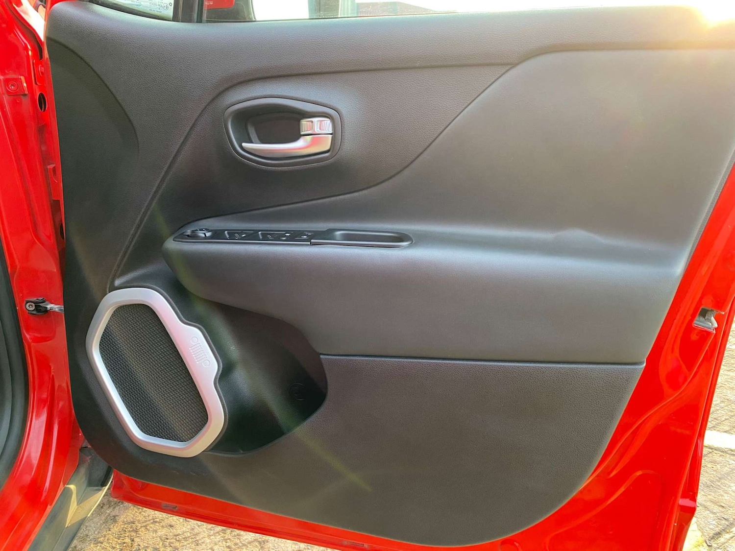 Used Jeep Renegade 2016 for sale - 76866959: Photo 27