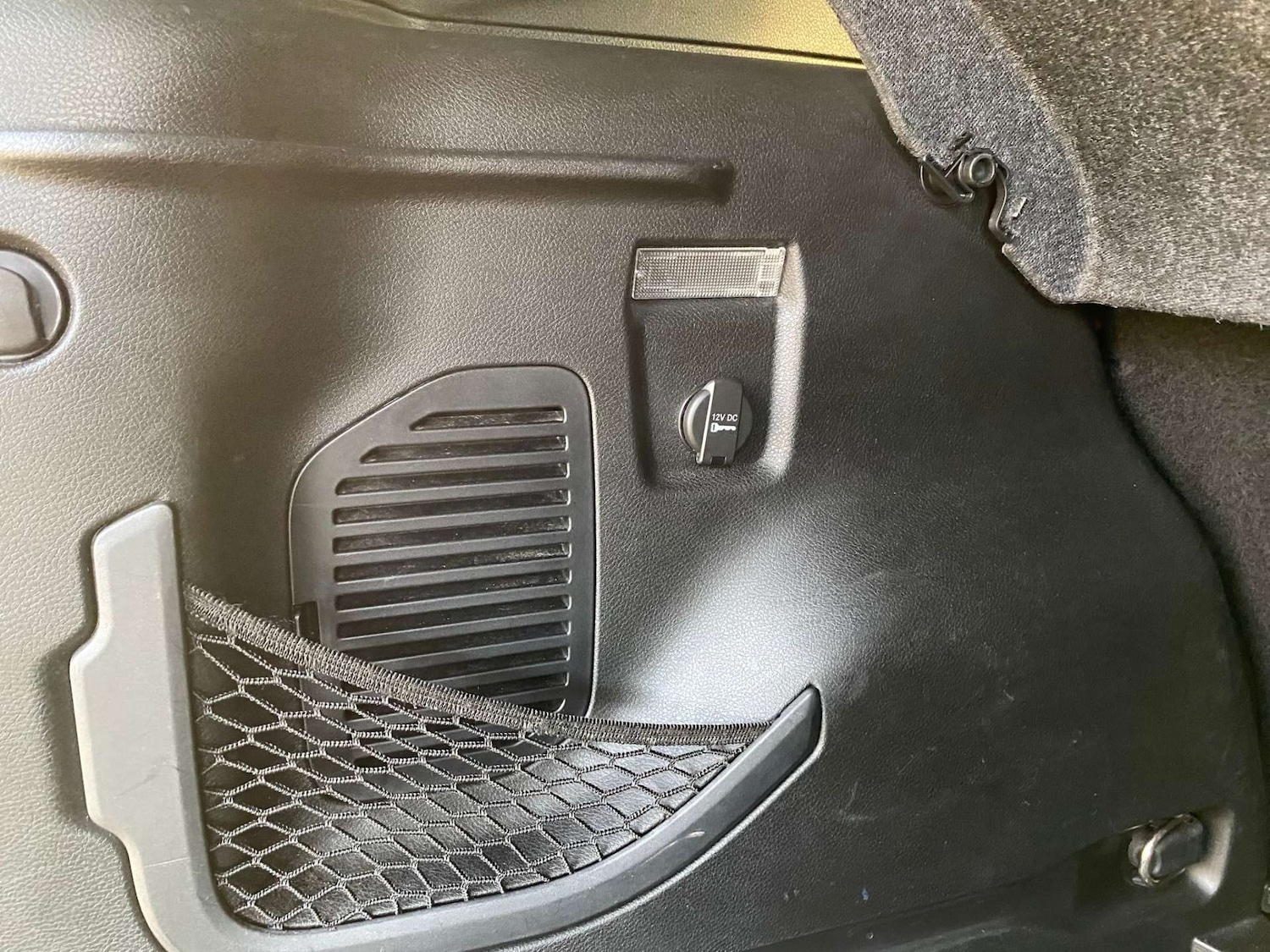 Used Jeep Renegade 2016 for sale - 76866959: Photo 34