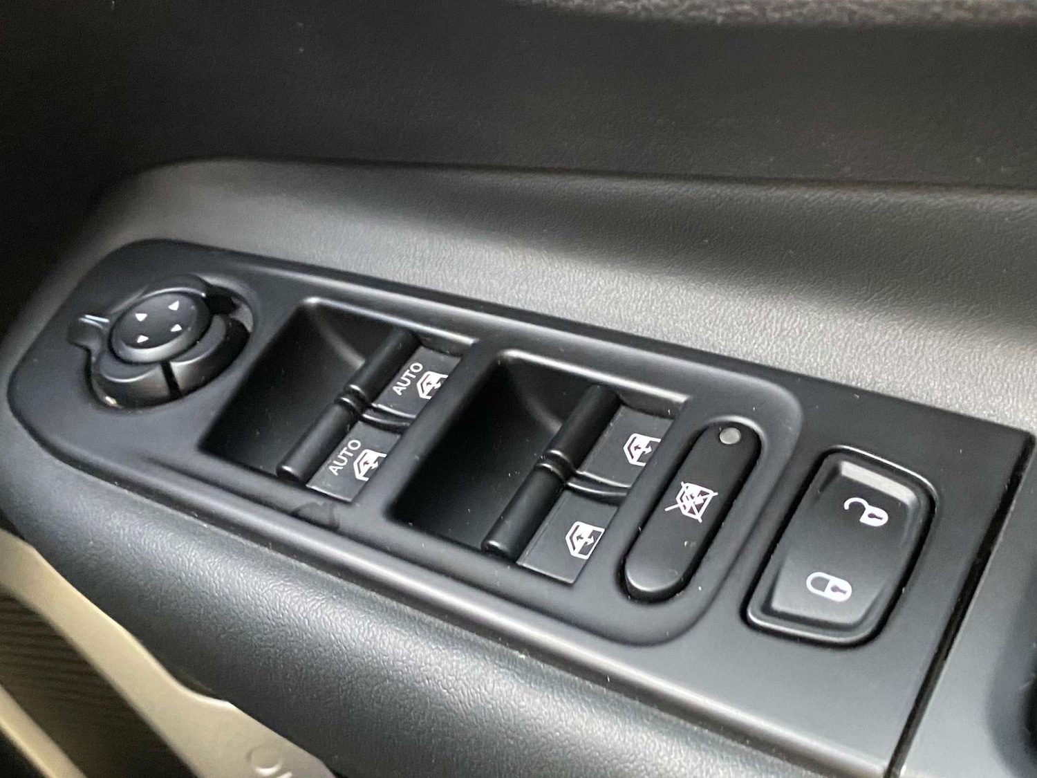 Used Jeep Renegade 2016 for sale - 76866959: Photo 47