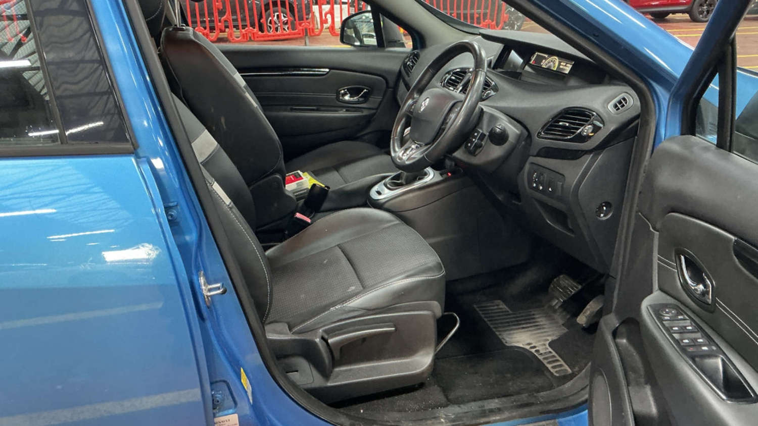 Used Renault Scenic 2013 for sale - 76966972: Photo 10