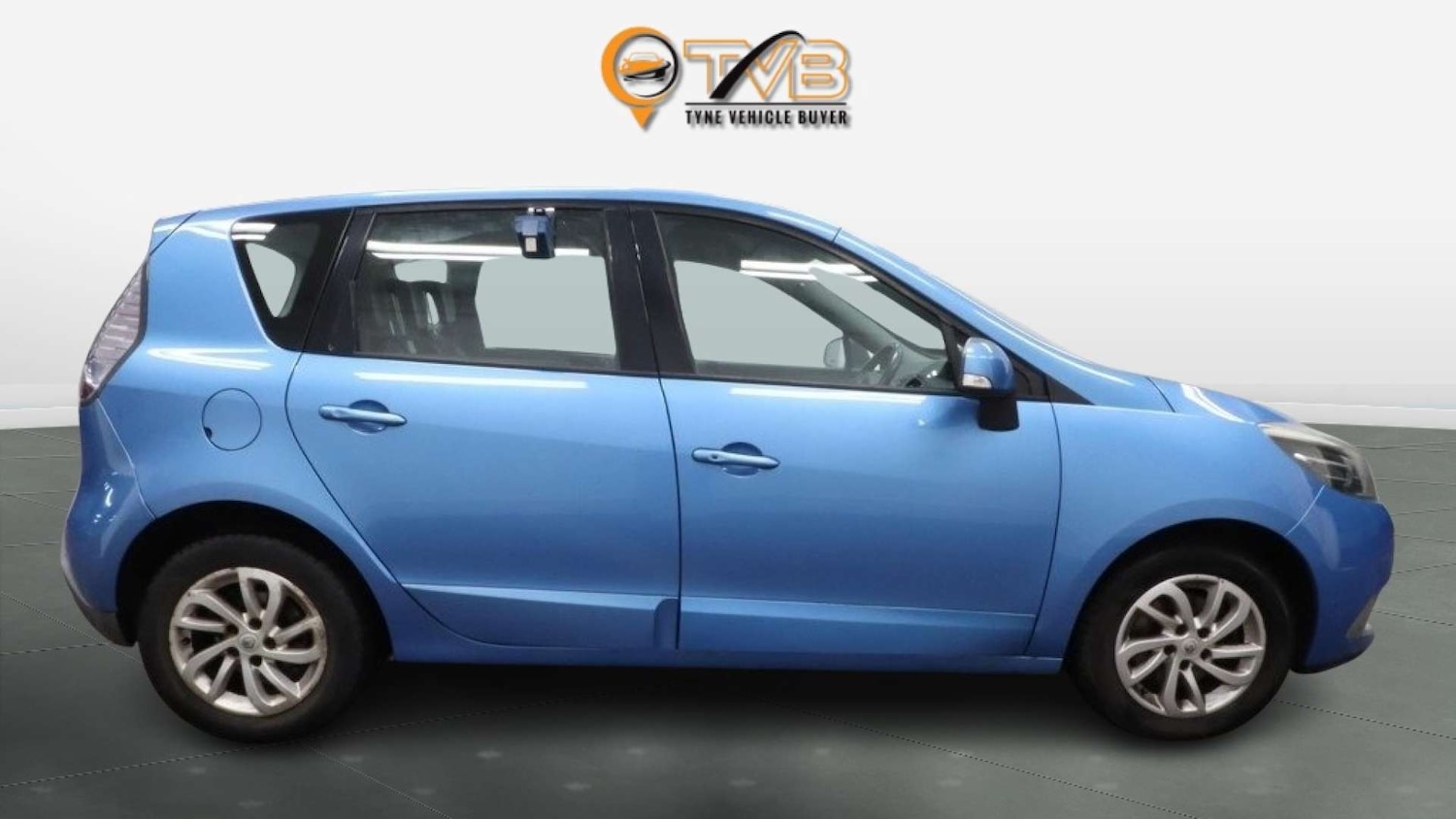 Used Renault Scenic 2013 for sale - 76966972: Photo 2