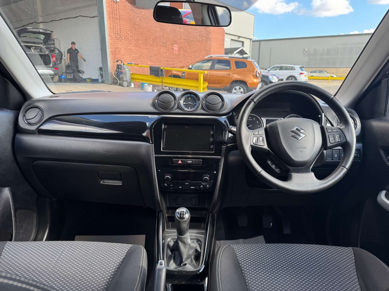 Used Suzuki Vitara 2018 for sale - 76101673: Photo 38