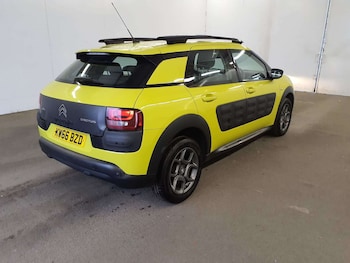 Used Citroen C4 Cactus 2016 for sale - 76241041: Photo 2
