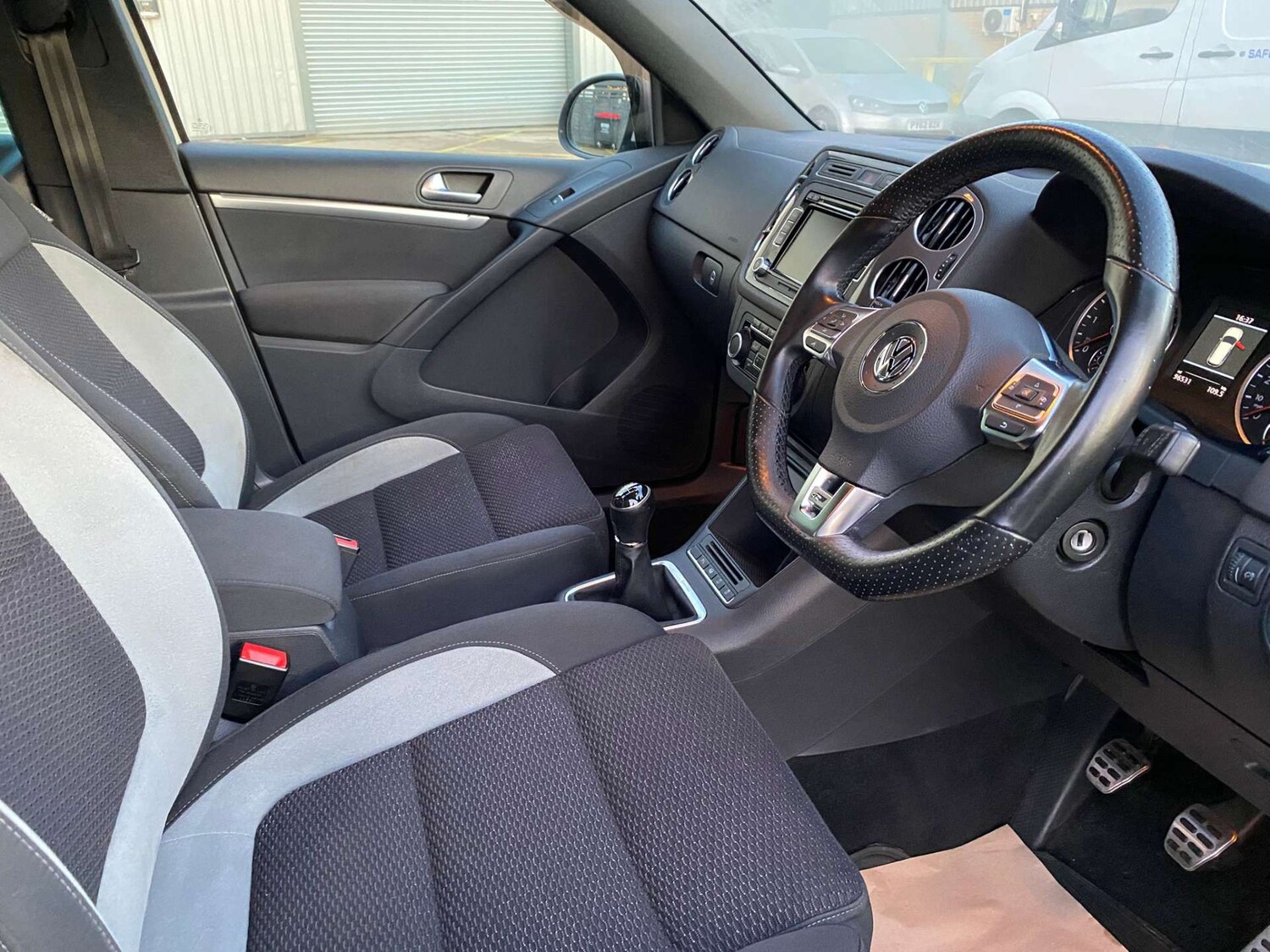 Used Volkswagen Tiguan 2013 for sale - 76866950: Photo 34