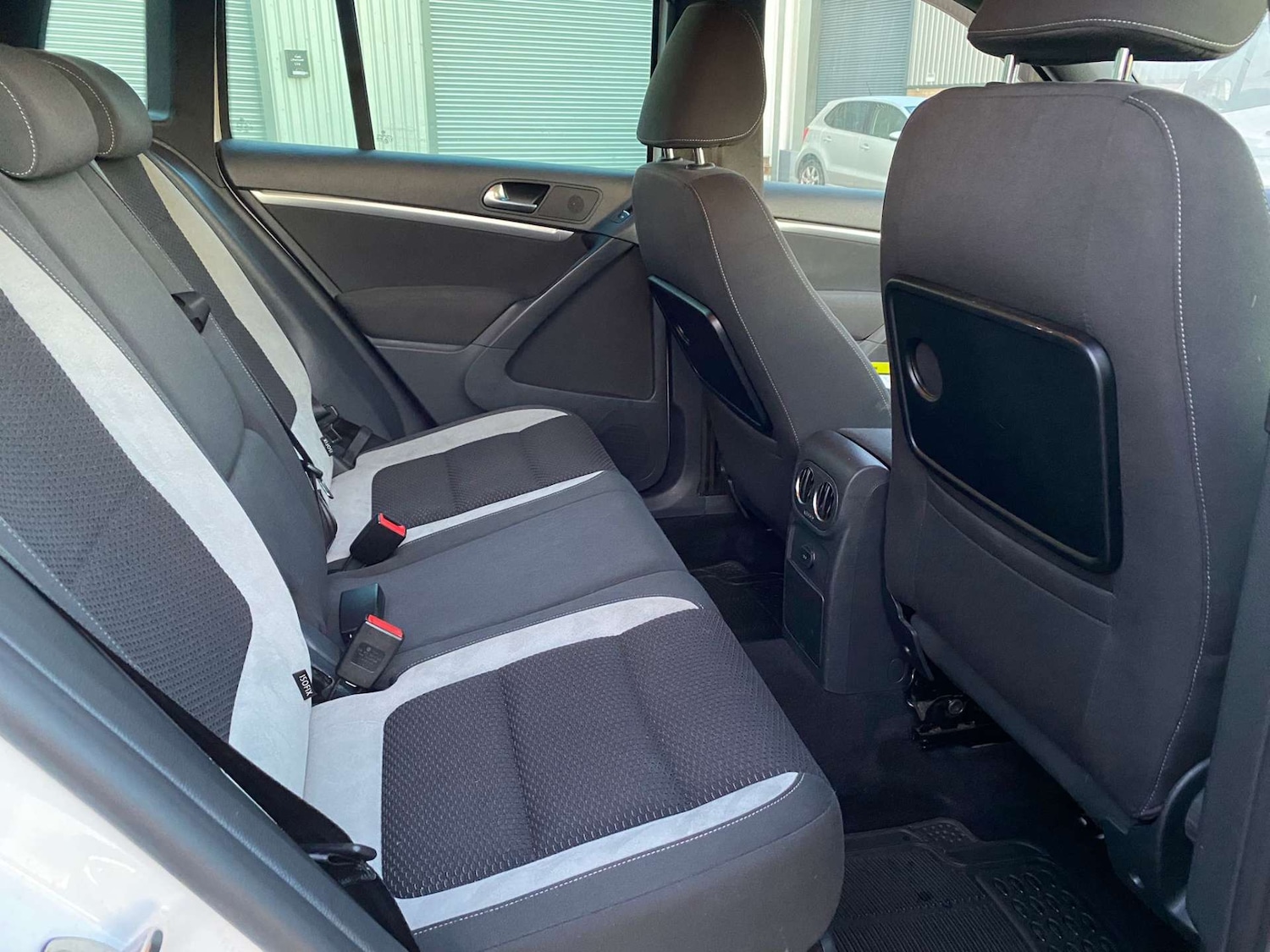 Used Volkswagen Tiguan 2013 for sale - 76866950: Photo 35