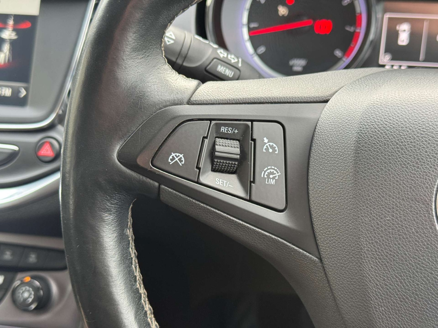 Used Vauxhall Astra 2016 for sale - 76458552: Photo 30