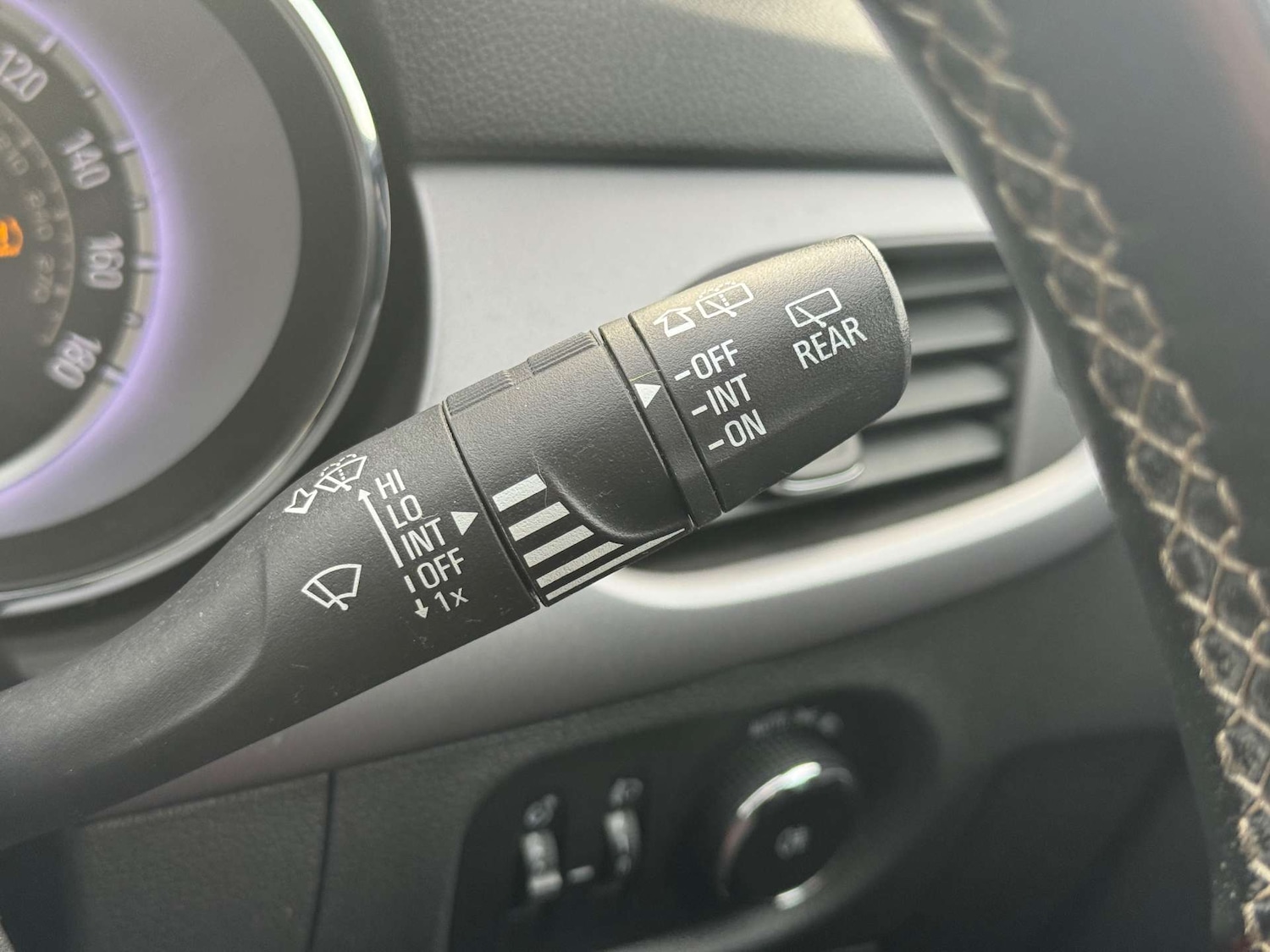 Used Vauxhall Astra 2016 for sale - 76458552: Photo 33