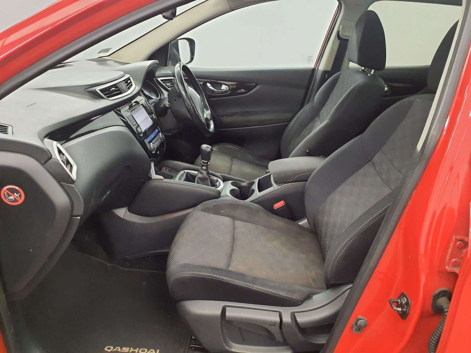 Used Nissan Qashqai 2016 for sale - 76101698: Photo 10