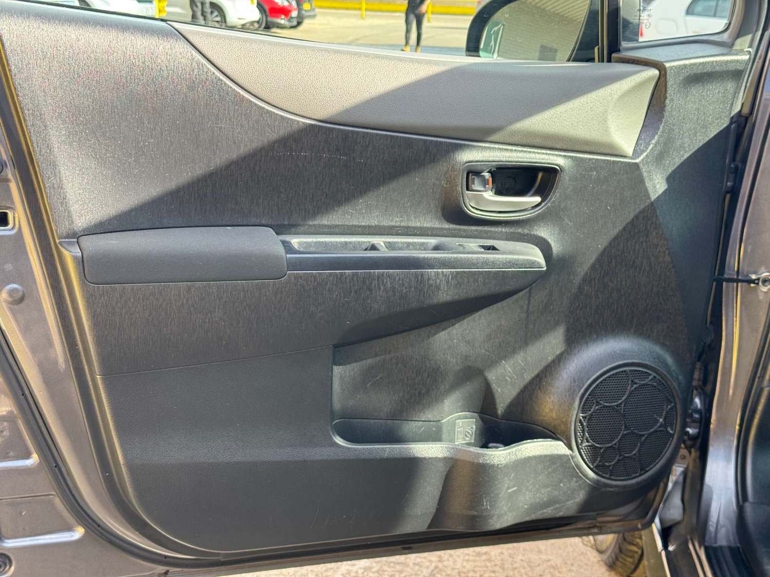 Used Toyota Yaris 2013 for sale - 76713369: Photo 46